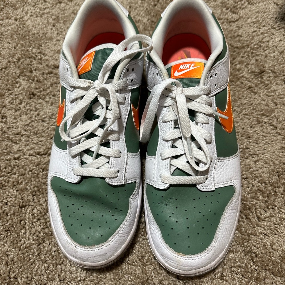 Nike White and Green Sneakers with Orange Highlights